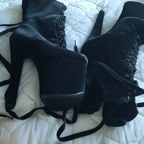 Velvet Babydoll Pleaser Boots - Picture 15 of 15